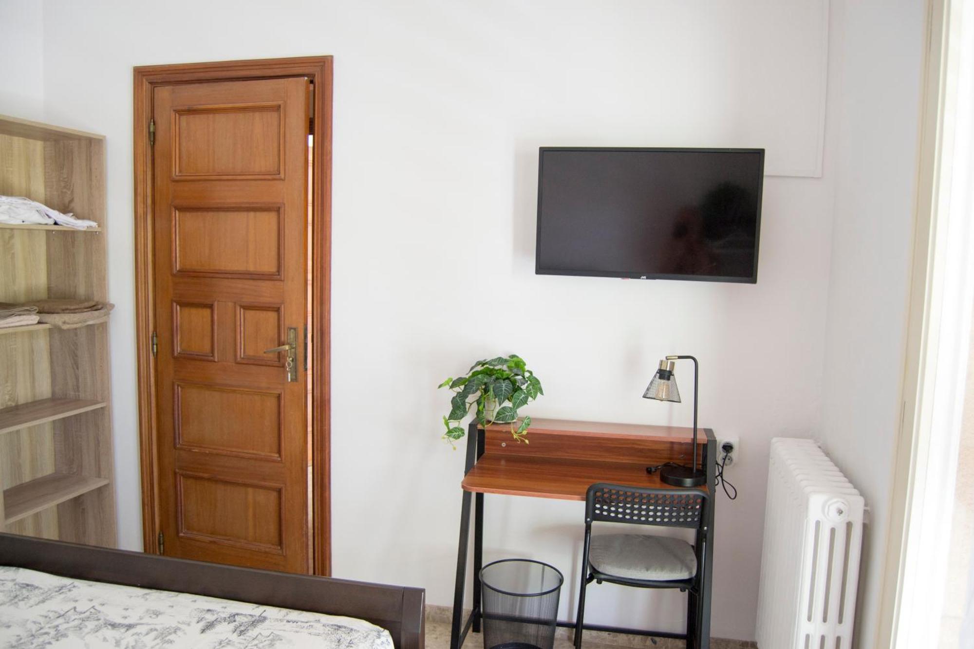 Habitacio V Cal Kim Martorell Exterior foto